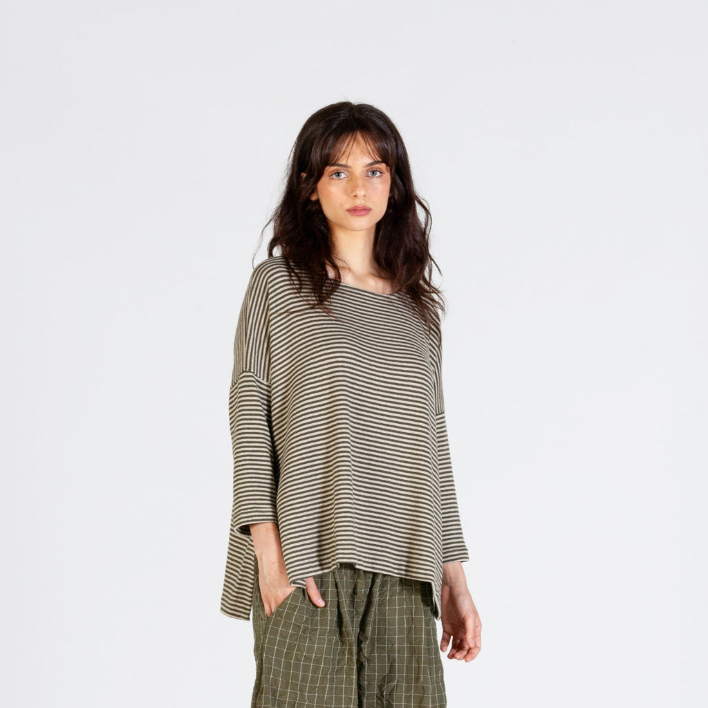 Alga green and oatmeal / white striped top with slight split side, dipped back hemp and drop shoulders